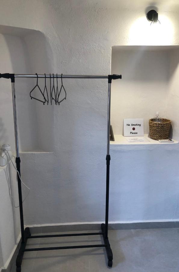 Apartament Solo Traveler Ermupoli Zewnętrze zdjęcie
