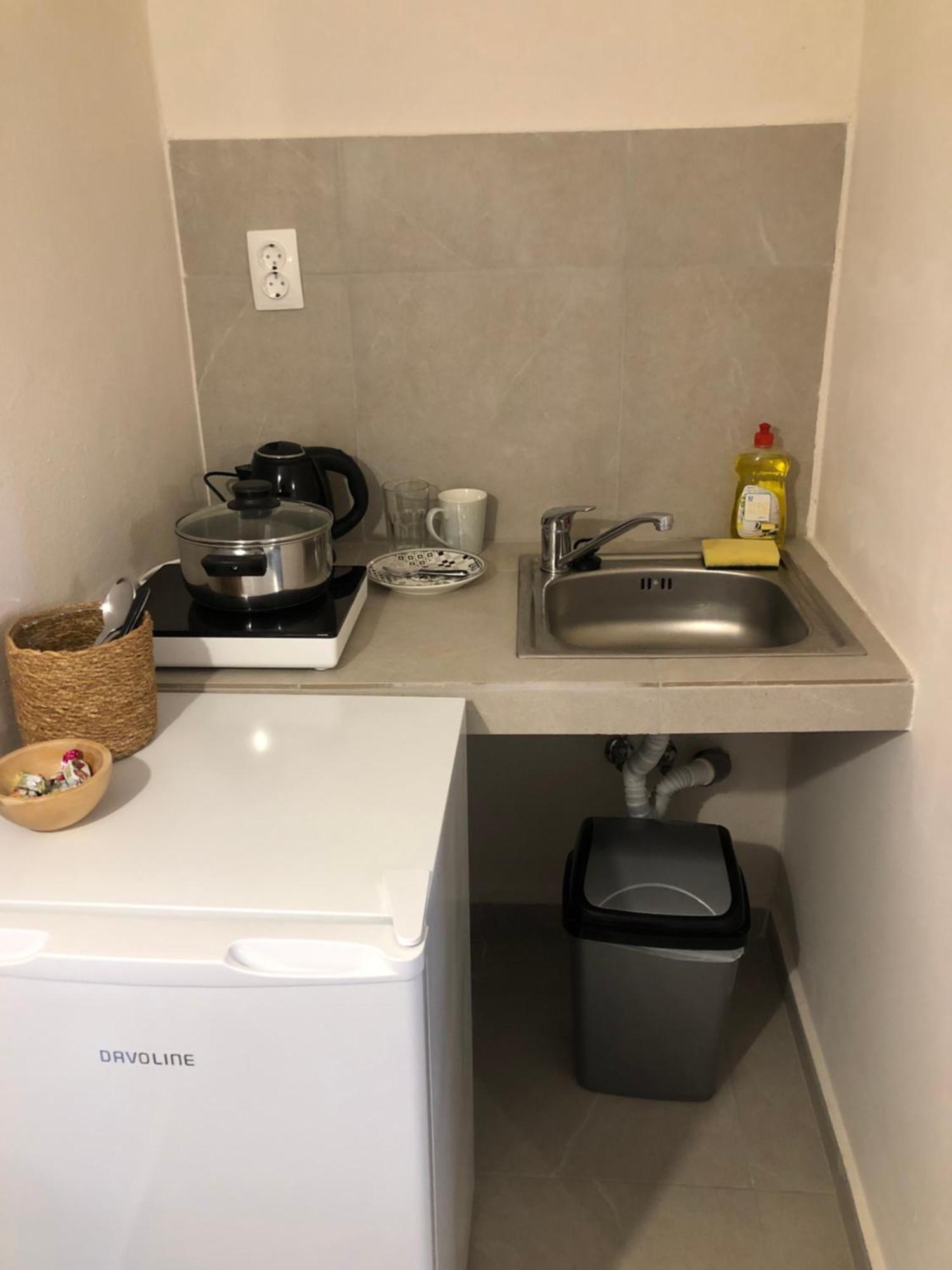 Apartament Solo Traveler Ermupoli Zewnętrze zdjęcie