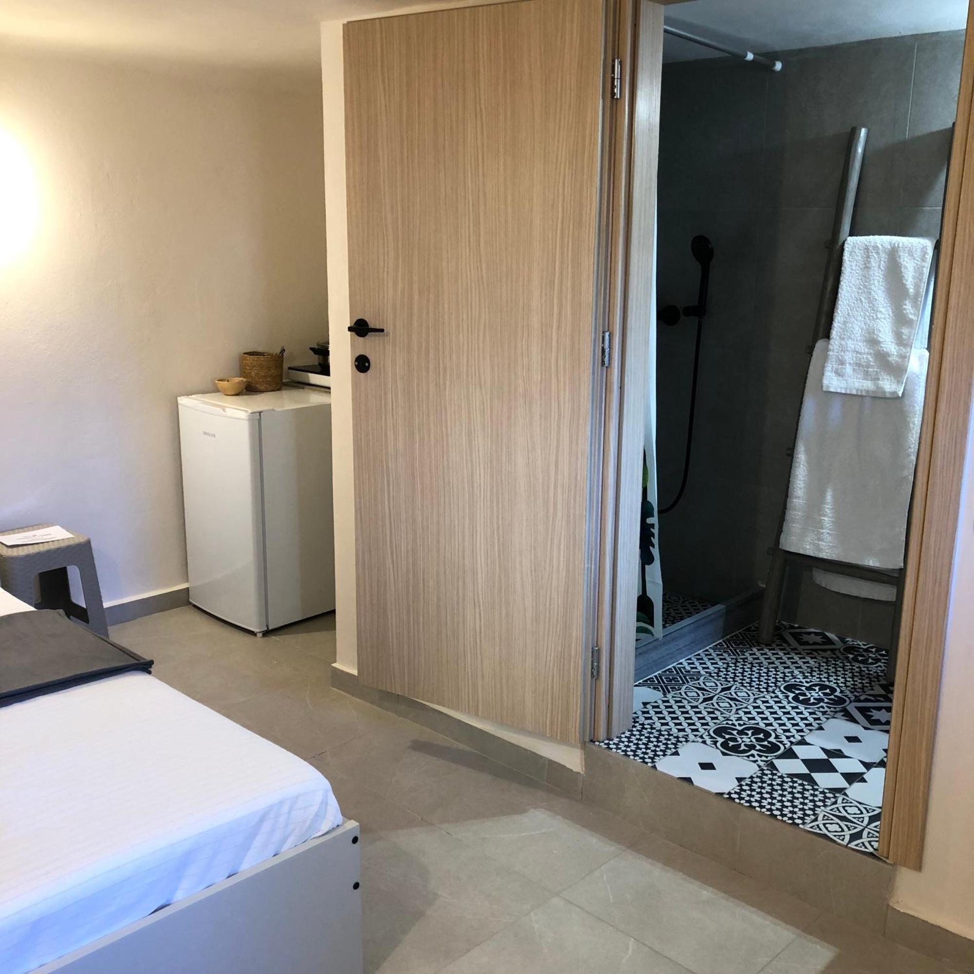 Apartament Solo Traveler Ermupoli Zewnętrze zdjęcie